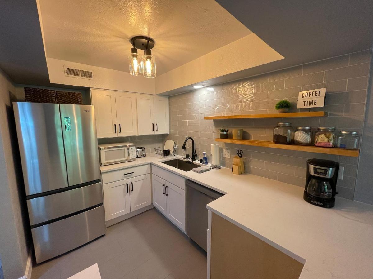 Next To Lake, Pool, 10 Acre Park, 1 Mile To Town, Best Prices Chelan Exterior photo